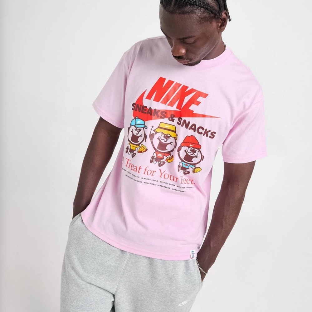 NWT Nike Sportswear Max90 T-Shirt